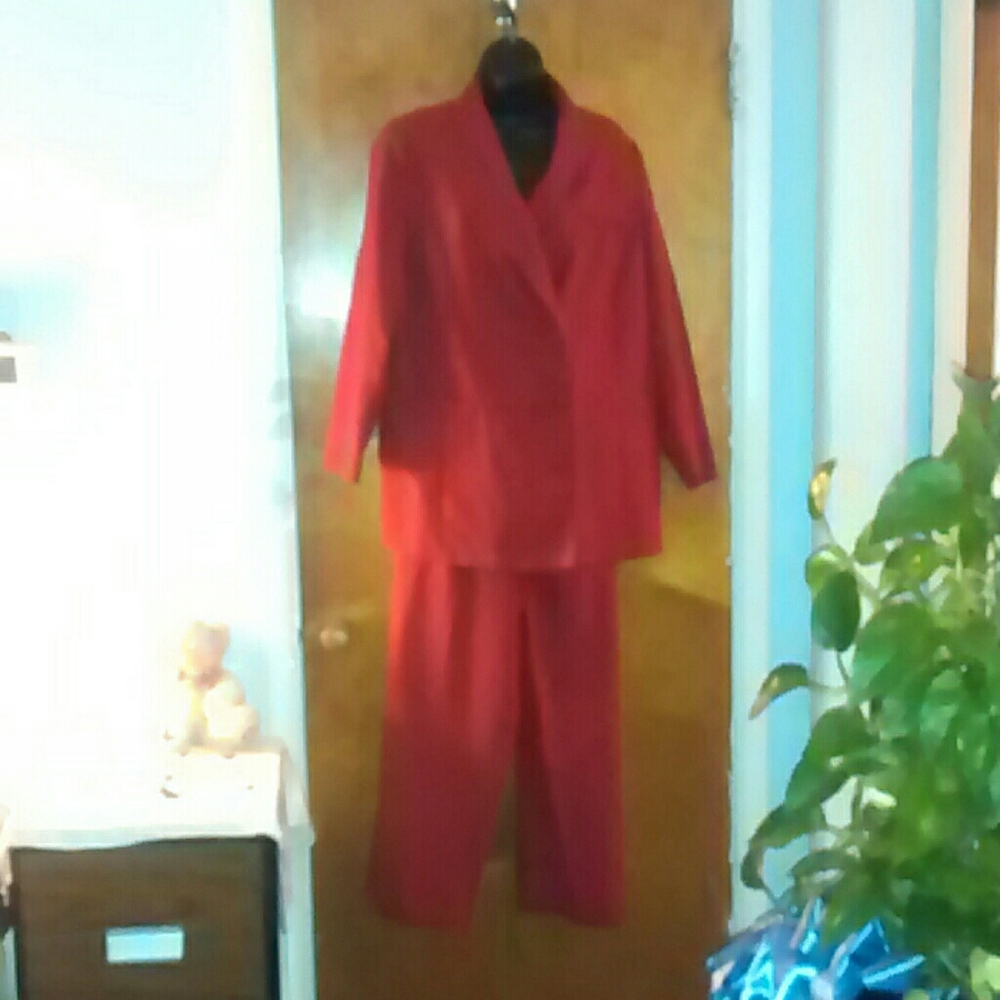 2 red double breasted peice pantsuit